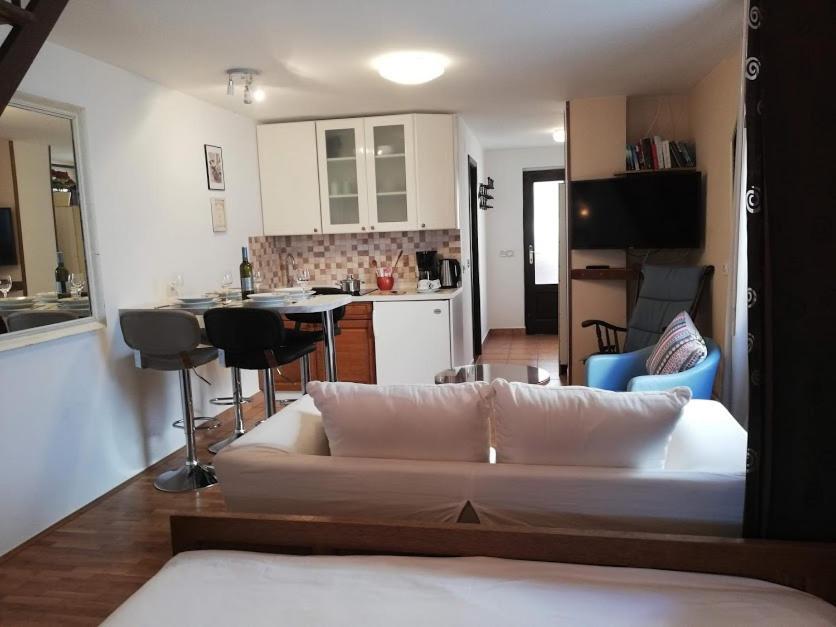 Studio Apartman Meli Apartment Porec Exterior photo